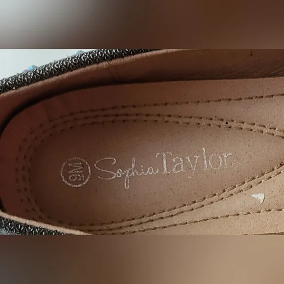 Sofia Taylor black Rhinestone flat slip on shoes size 9M. - Picture 4 of 5